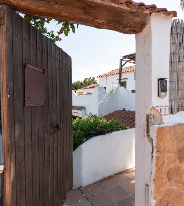 Resa Estates house huis te koop Siesta entrance patio 4.jpg